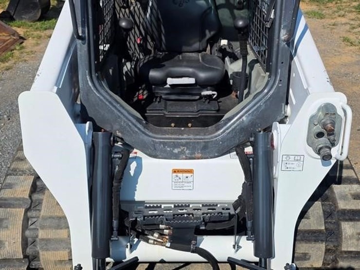 2019-bobcat-t595-image-38