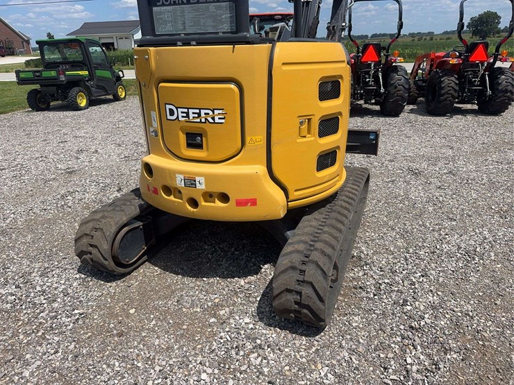 2020-deere-35g-image-5
