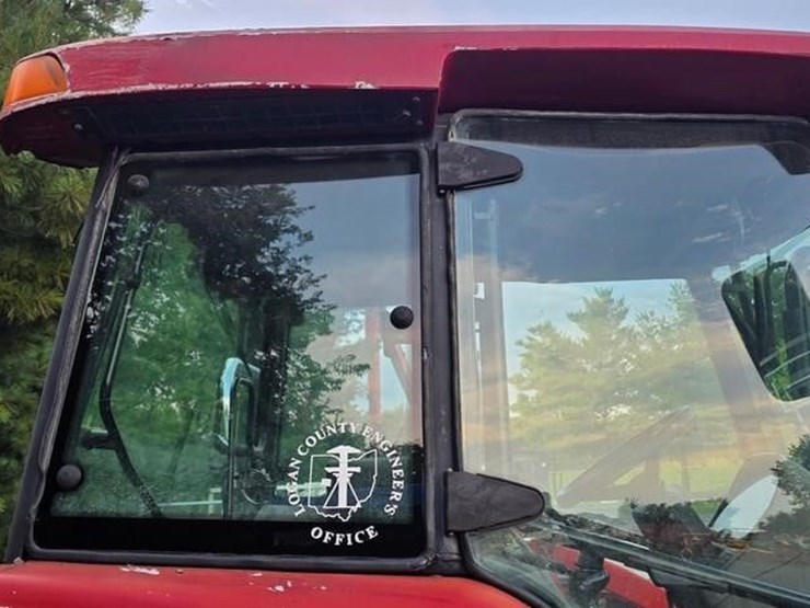 case-ih-jx100u-image-24