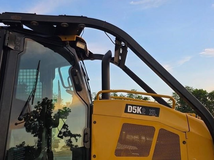 2017-caterpillar-d5k2-xl-image-37