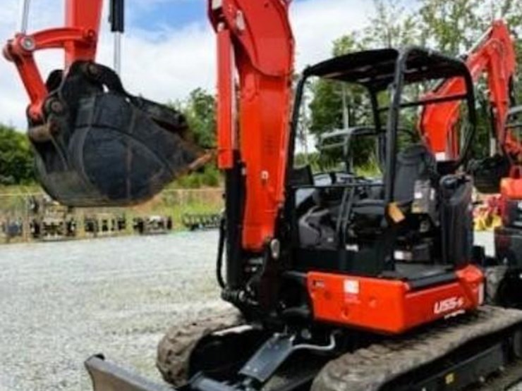 2023-kubota-u55-5-image-3
