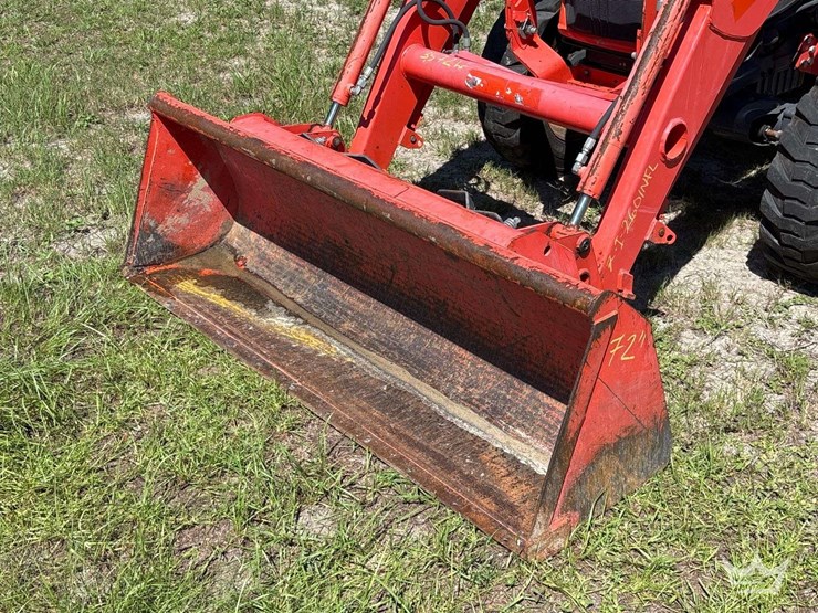 2021-kubota-l4701d-image-7