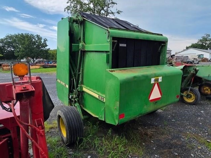 1991-john-deere-535-image-3