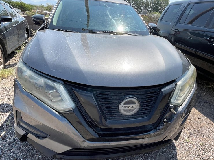 2018-nissan-rogue-image-64