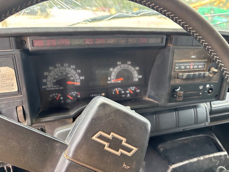 #1851-•-1991-chevrolet-kodiak-truck-image-11