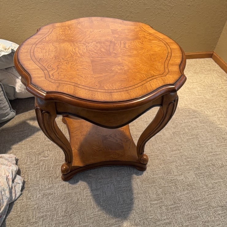 End table, nice shape