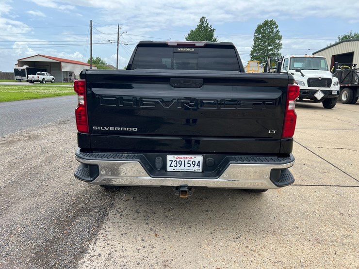 2022-chevrolet-silverado-1500-image-9