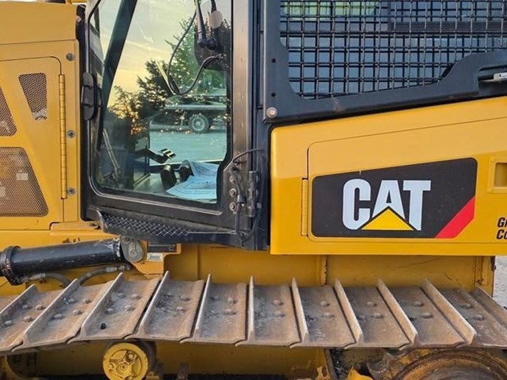 2017-caterpillar-d5k2-xl-image-20