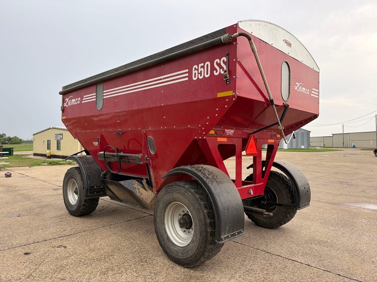 demco-650-image-4
