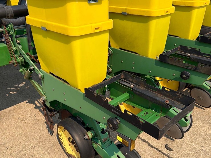 1994-john-deere-7200-image-15