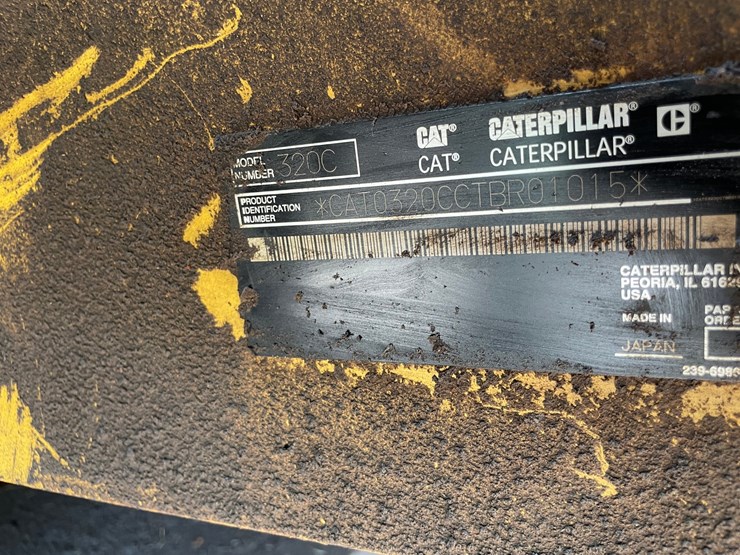 2005-caterpillar-320c-image-32