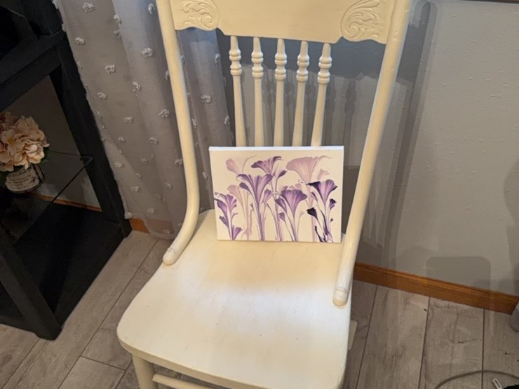 white-chair-with-painting-image-1
