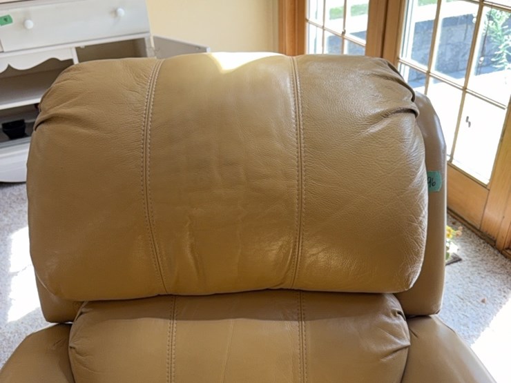electrical-reclining-chair-,-very-nice-condition-image-5