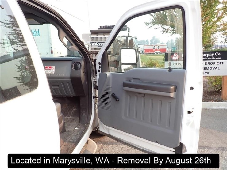 2015-ford-f250-xl-image-14
