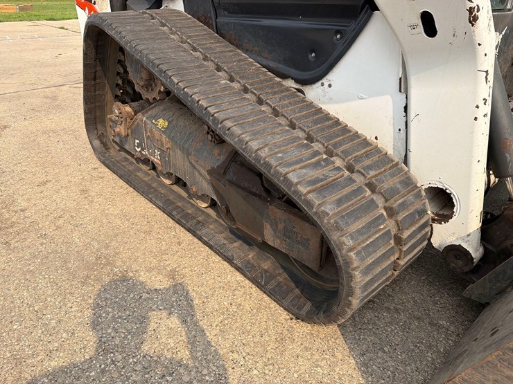 2021-bobcat-t76-image-14