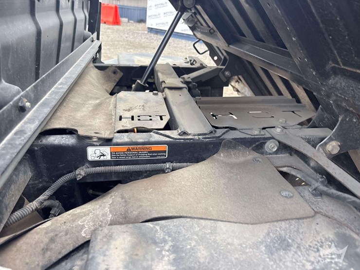 2023-kubota-rtvx1140-image-7