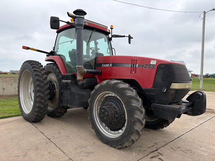 2003-case-ih-mx255-image-3