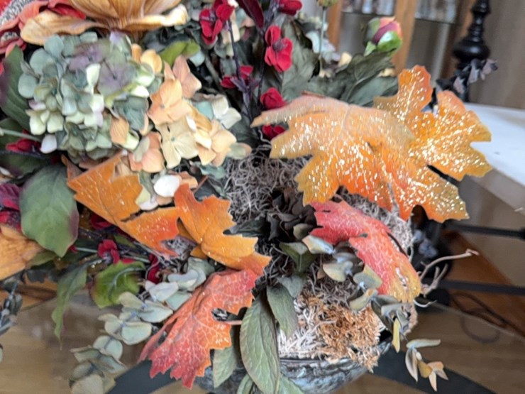 large,-artificial-flower-display-image-10