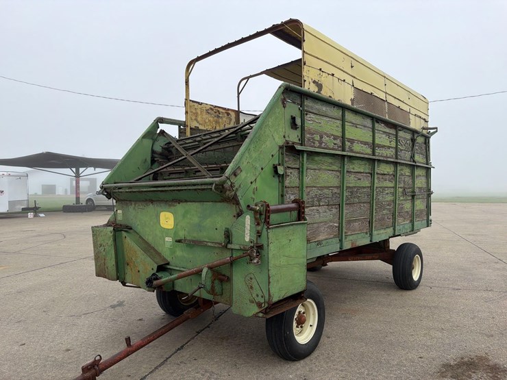 john-deere-125-image-2
