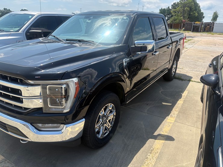 ford-f150-lariat-image-2