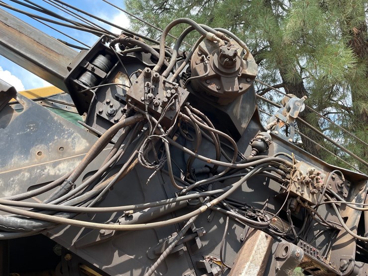 2005-caterpillar-320c-image-23