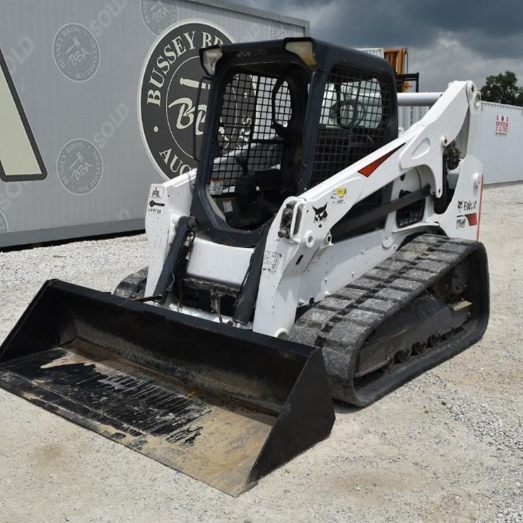 2016 BOBCAT T740