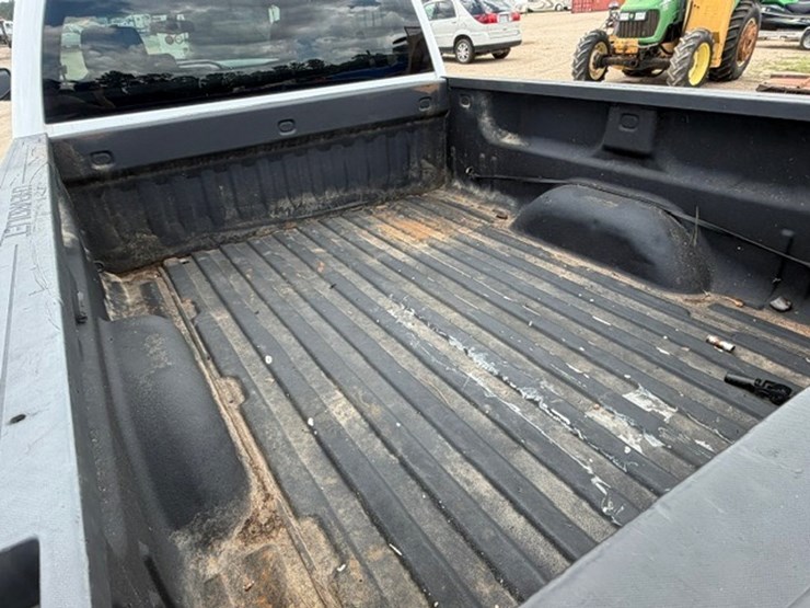 2014-chevrolet-1500-image-10