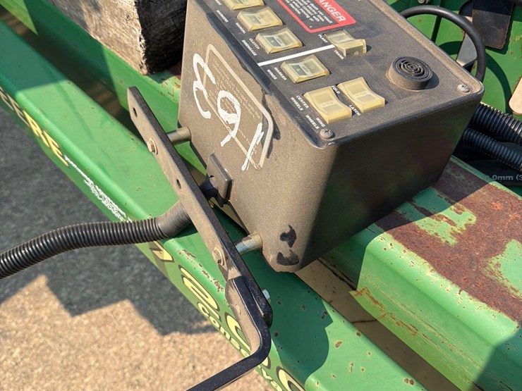 1994-john-deere-7200-image-44