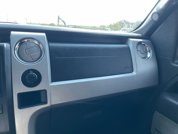 2011-ford-f150-image-63