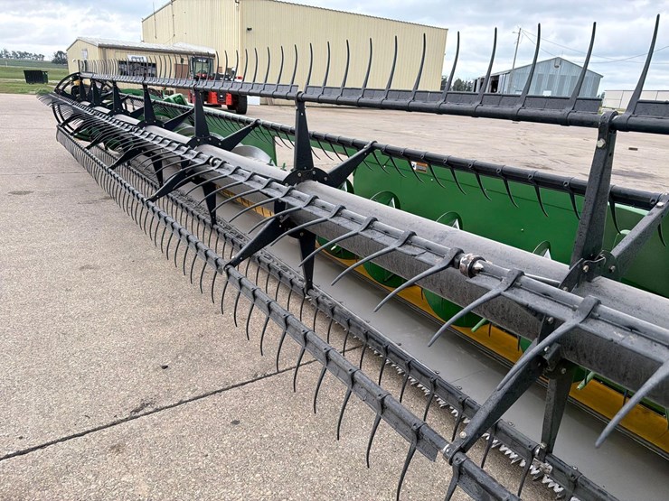 2009-john-deere-635f-image-10