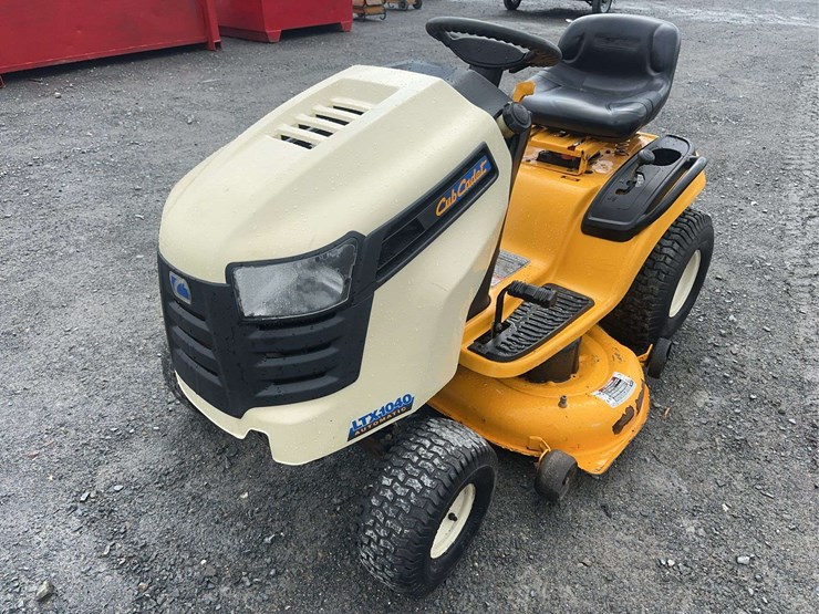 cub-cadet-ltx1040-image-1