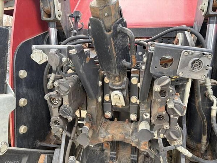 2014-case-ih-steiger-470-image-12
