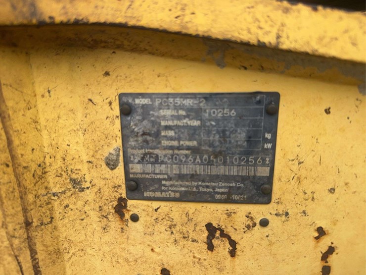komatsu-pc35mr-image-16