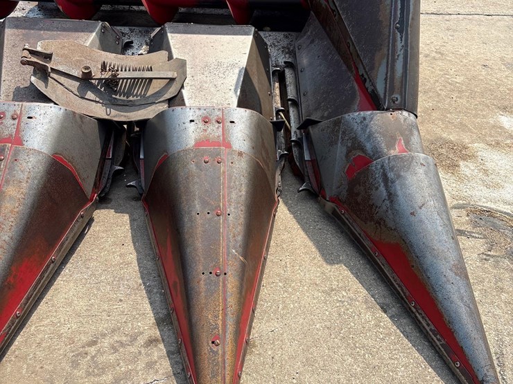 case-ih-1063-image-9