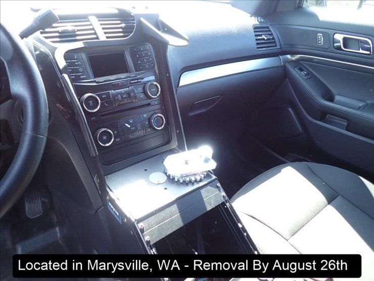 2018-ford-explorer-image-13