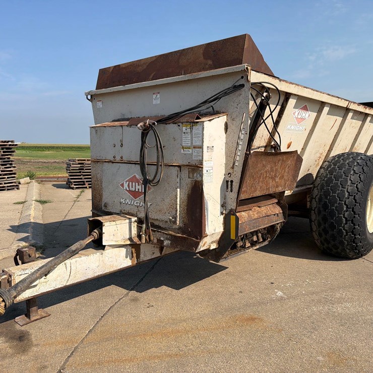 KUHN KNIGHT 8140