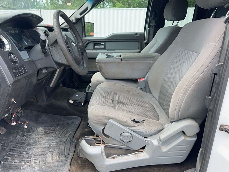 2014-ford-f150-xlt-image-25