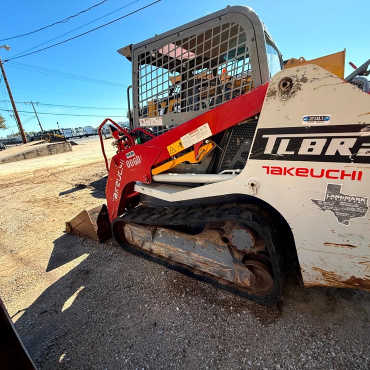 2020 TAKEUCHI TL8R2