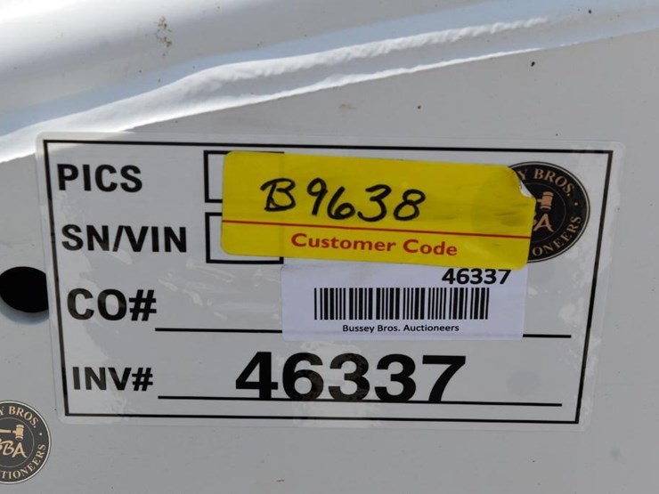 2016-bobcat-t740-image-78