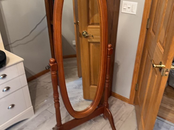 freestanding-full-length-mirror-image-2