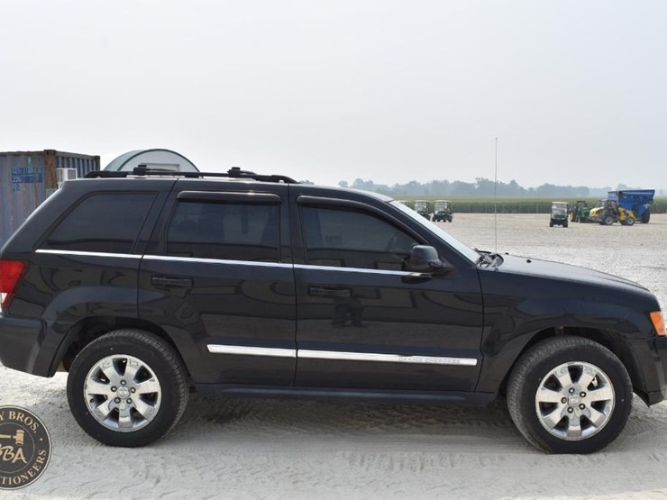 2009-jeep-grand-cherokee-limited-image-6