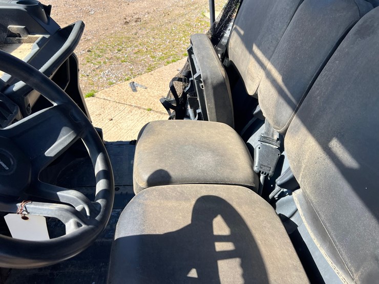 can-am-defender-image-29