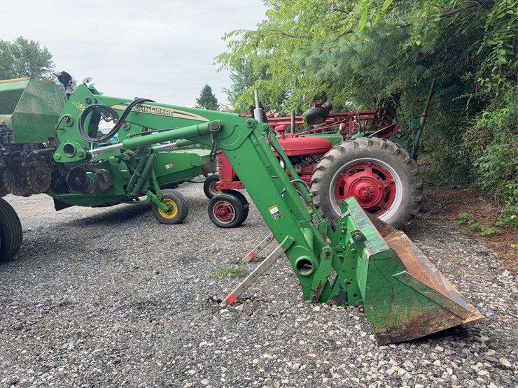 john-deere-741-image-1