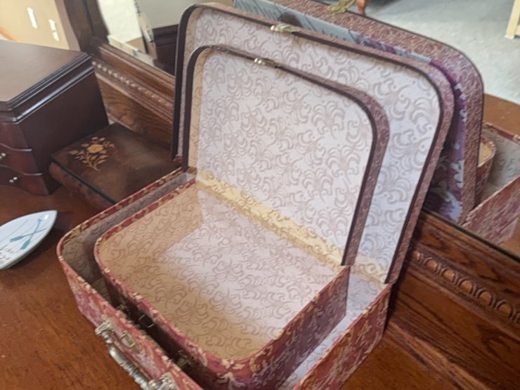 jewelry-and-jewelry-boxes-image-3