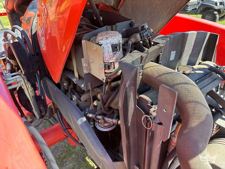 2021-kubota-l4701d-image-45