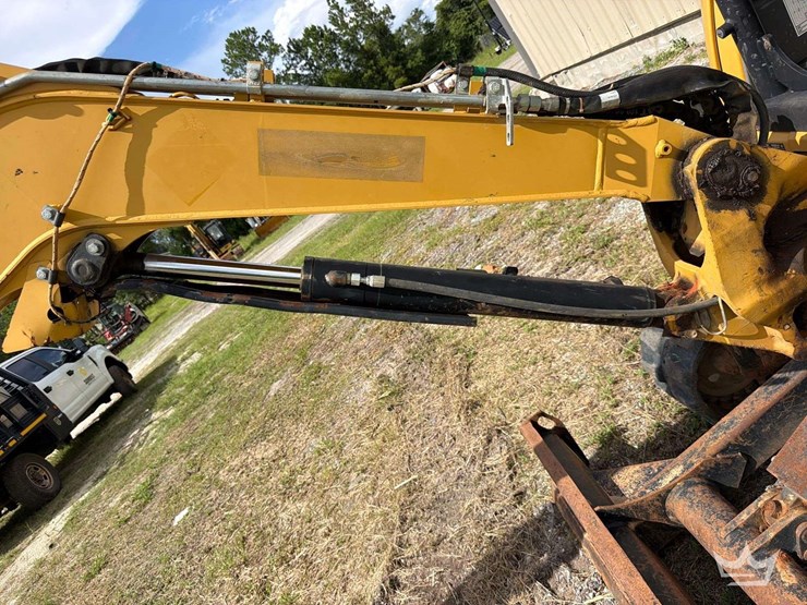 2018-caterpillar-303e-cr-image-14