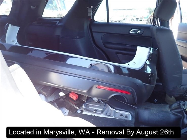 2017-ford-explorer-image-22