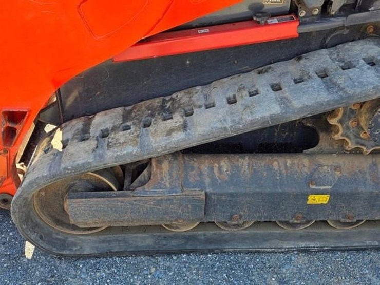 kubota-svl75-2-image-11