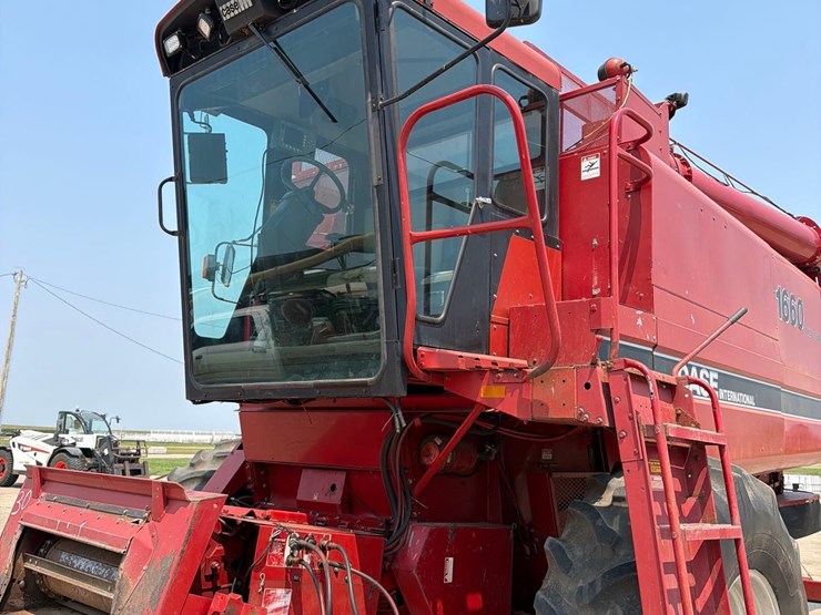 1989-case-ih-1660-image-15