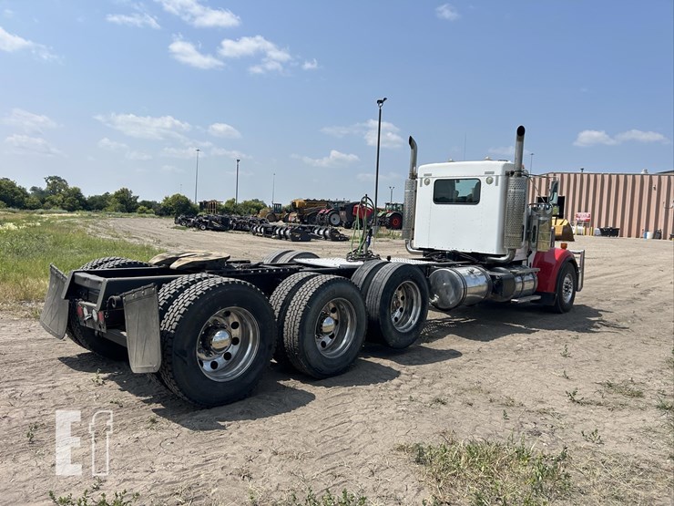 2007-kenworth-w900-image-6